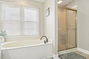 Pucketts Cove Rd-S2308-024.jpg