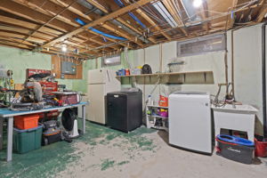  Photo 32