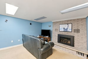 Photo 49