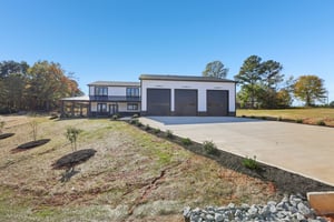 Winners Cir-S0111-001.jpg