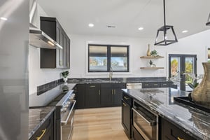 Winners Cir-S0111-016.jpg