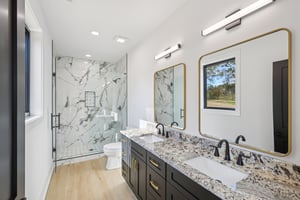 Winners Cir-S0111-032.jpg