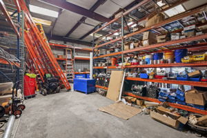  Photo 44