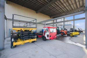  Photo 49