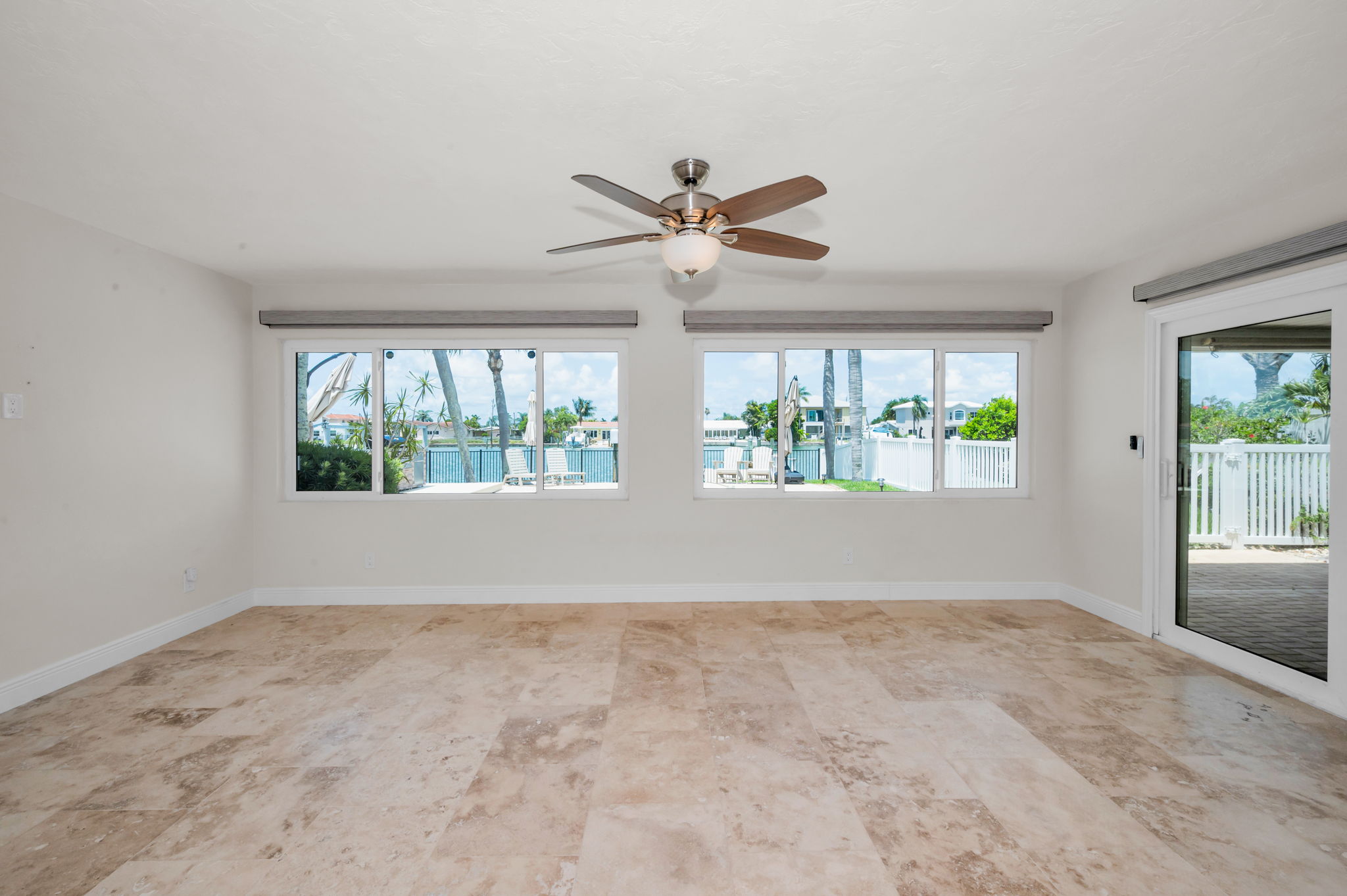 Living Room9