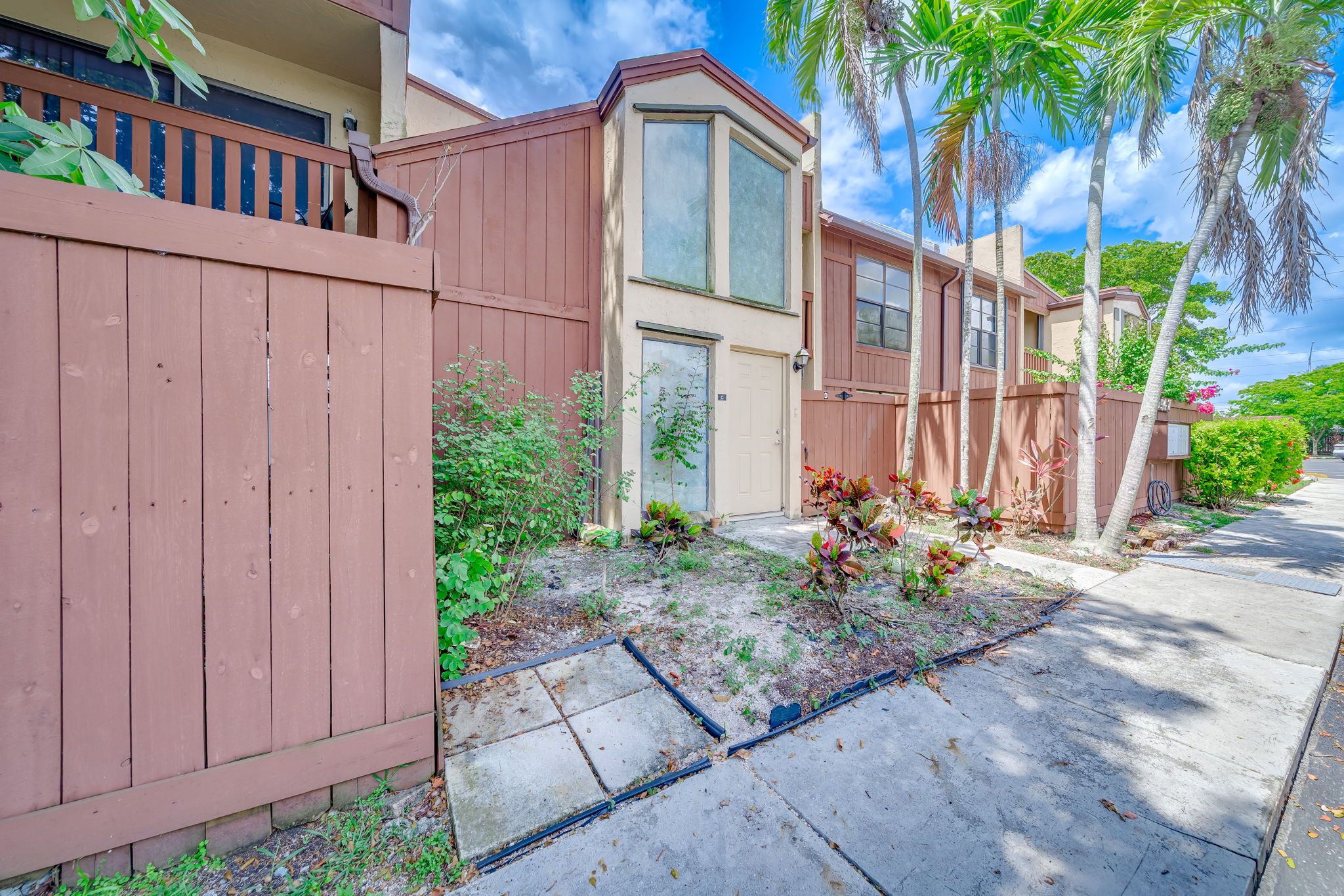 4281 NW 9th Ct, Coconut Creek, FL 33066, USA Photo 5