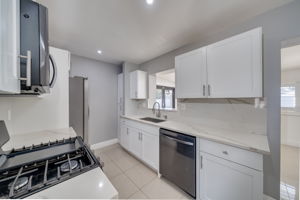 4281 NW 9th Ct, Coconut Creek, FL 33066, USA Photo 16