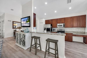 Breakfast Bar - Kitchen