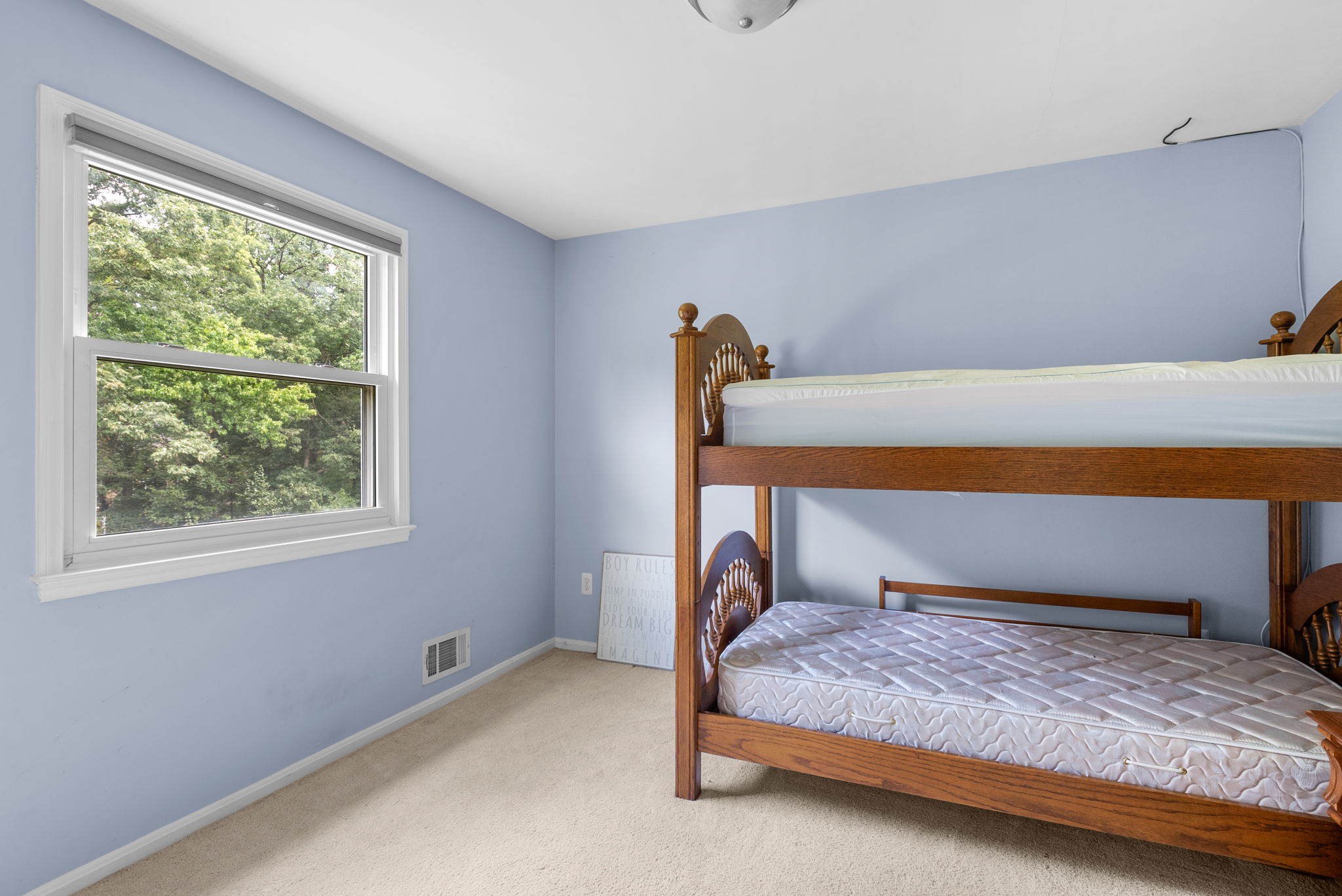 22. Upper bedroom