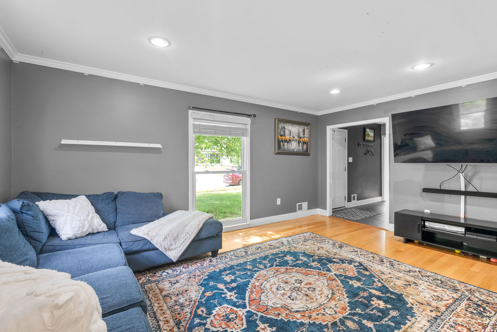 08. Living room
