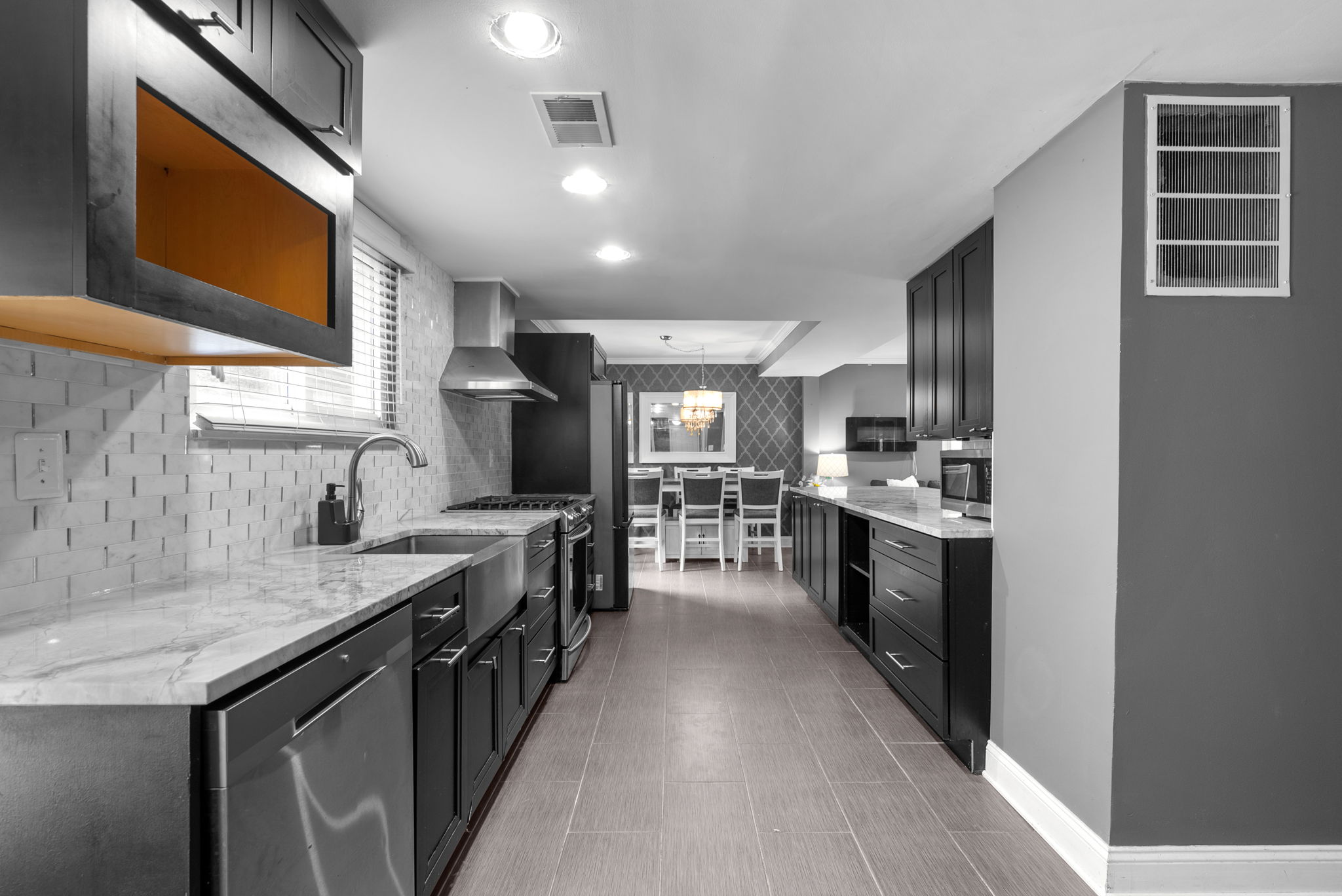 15. Kitchen