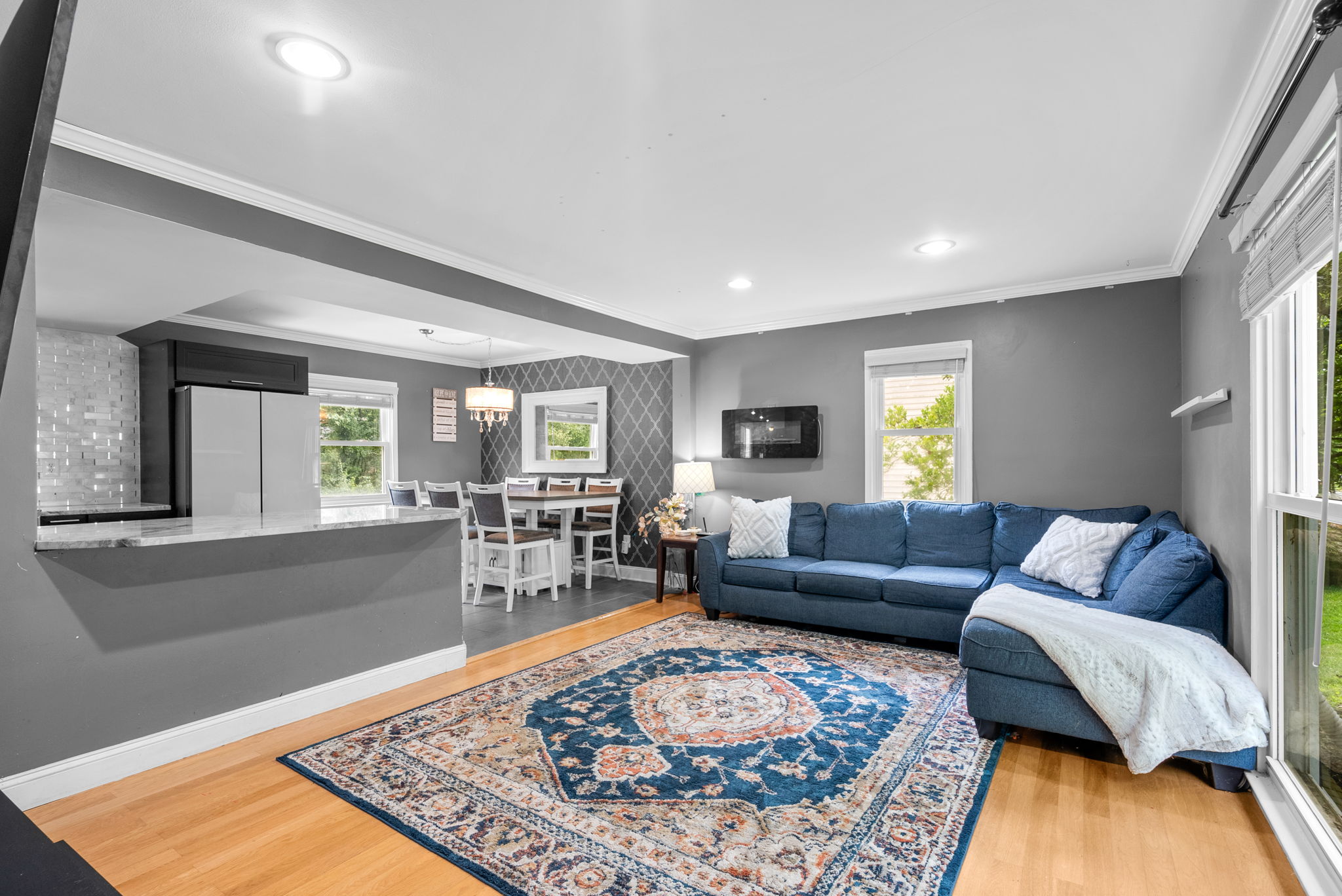 07. Living room