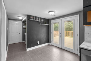 16. Breakfast nook