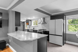 10. Kitchen