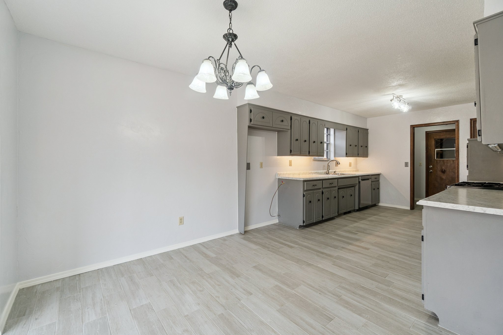 11805 Ashford Dr_026.jpg