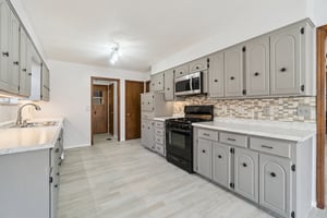 11805 Ashford Dr_021.jpg