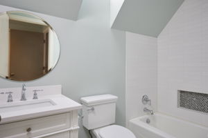 Renovated Ensuite Bathroom 2