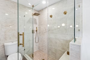 Charing Cross Rd-S2805-022.jpg