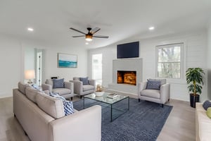 2025 11 17 - 1181 Cherokee Blvd - Elgin-5 virtually staged.jpeg