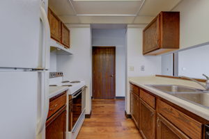 7 Kitchen
