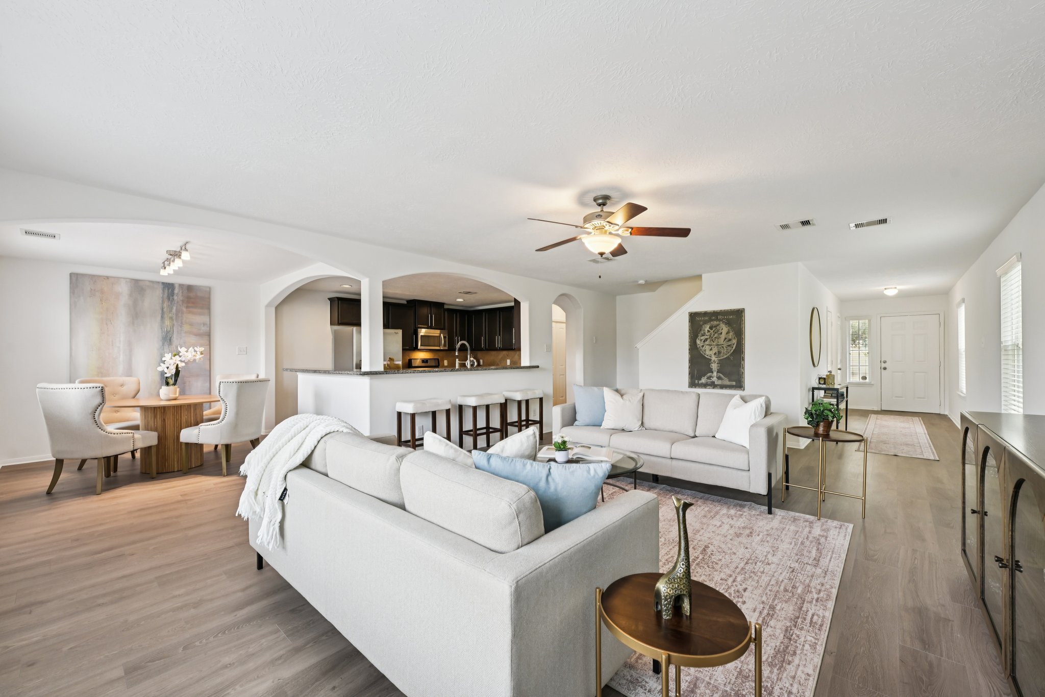 Red Hummingbird Dr-S1802-010.jpg