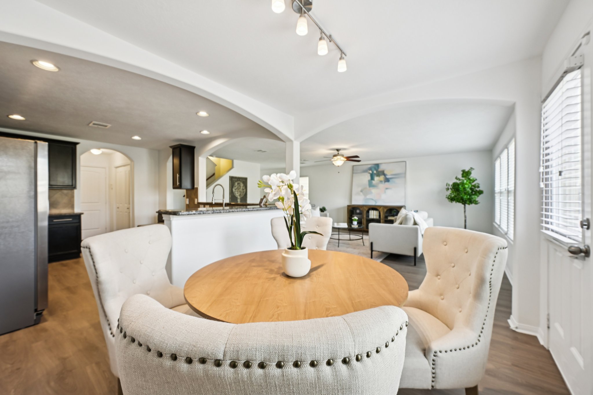 Red Hummingbird Dr-S1802-012.jpg