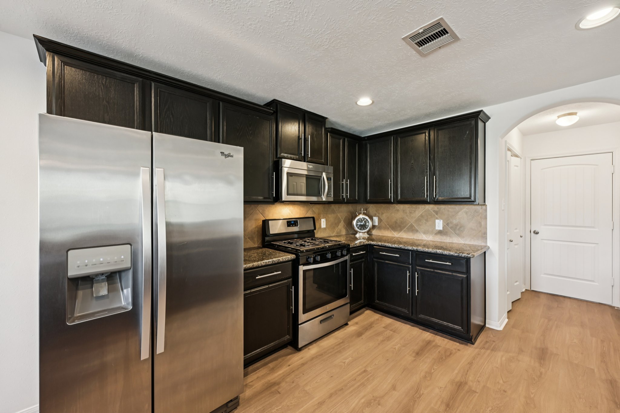 Red Hummingbird Dr-S1802-018.jpg