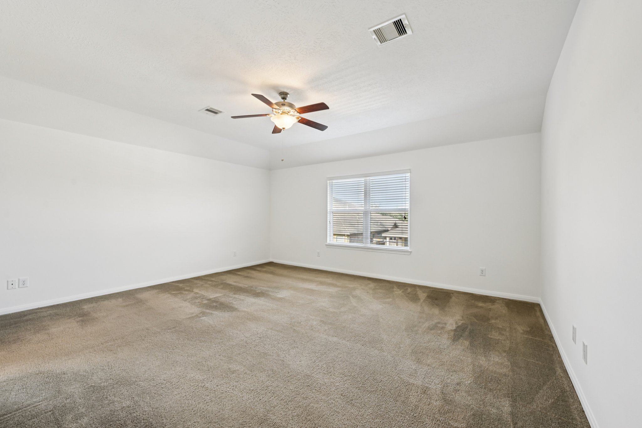 Red Hummingbird Dr-S1802-019.jpg