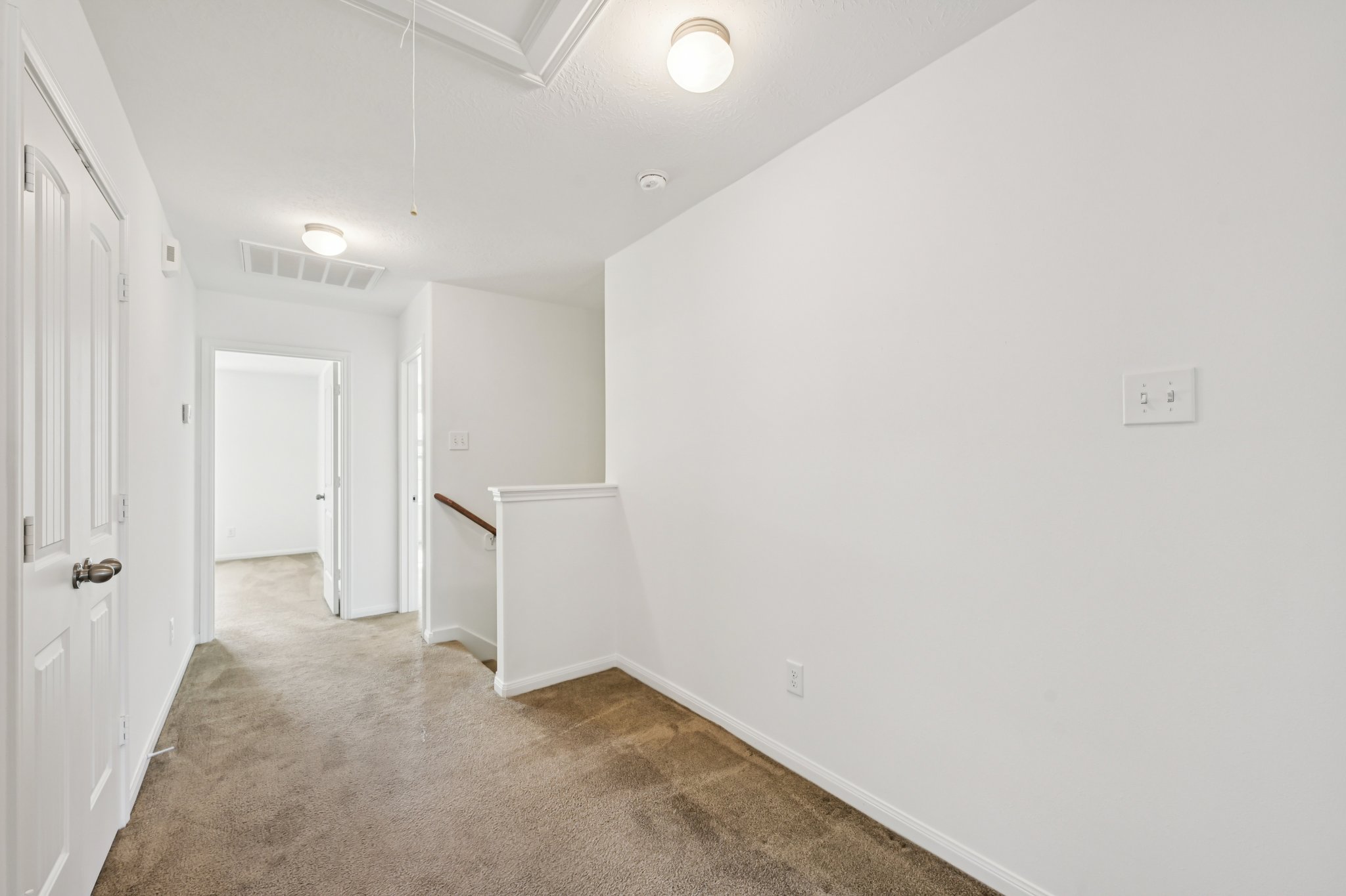 Red Hummingbird Dr-S1802-030.jpg