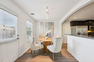 Red Hummingbird Dr-S1802-011.jpg