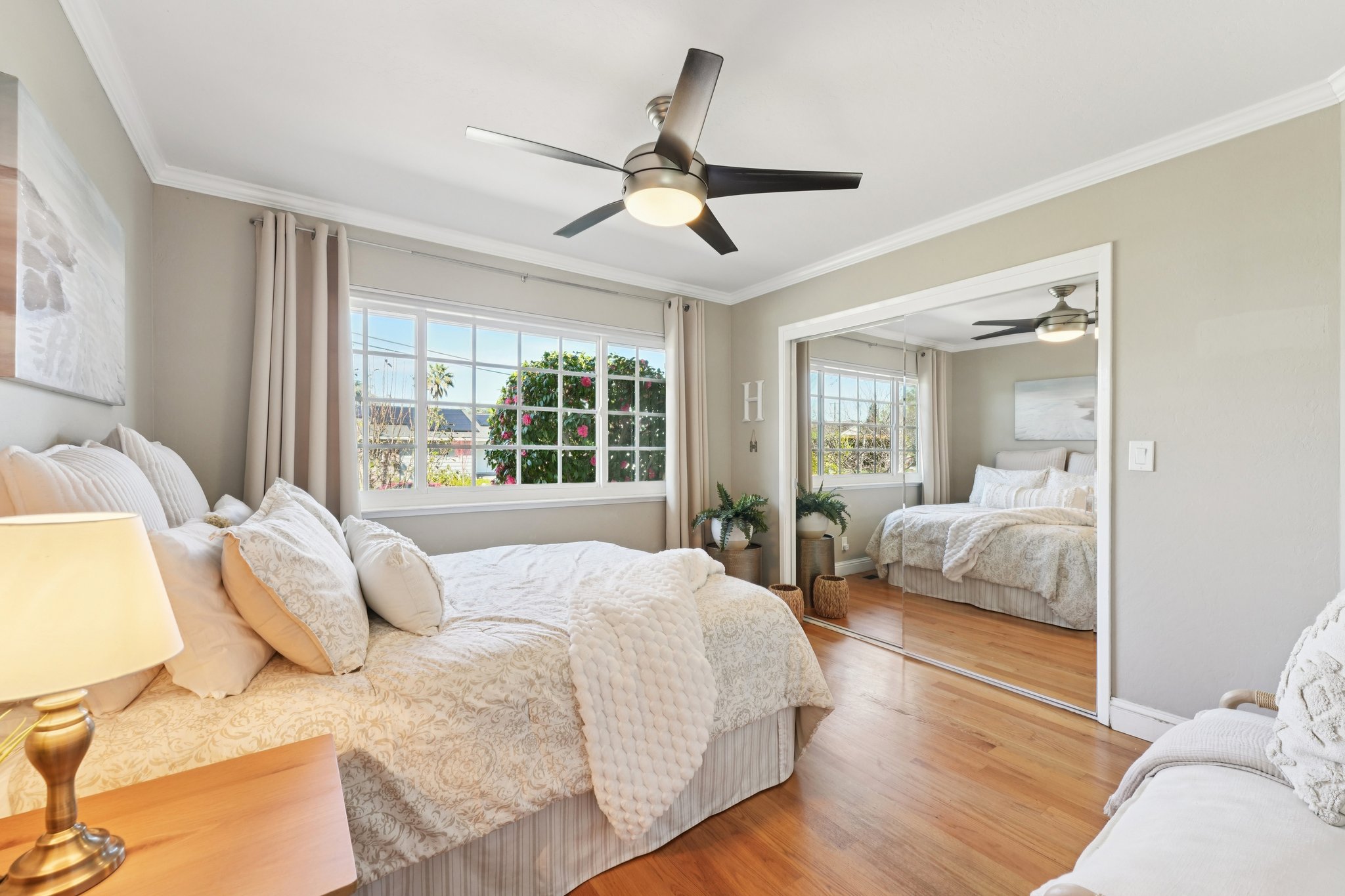 Olive Branch Ln-S2302-037.jpg