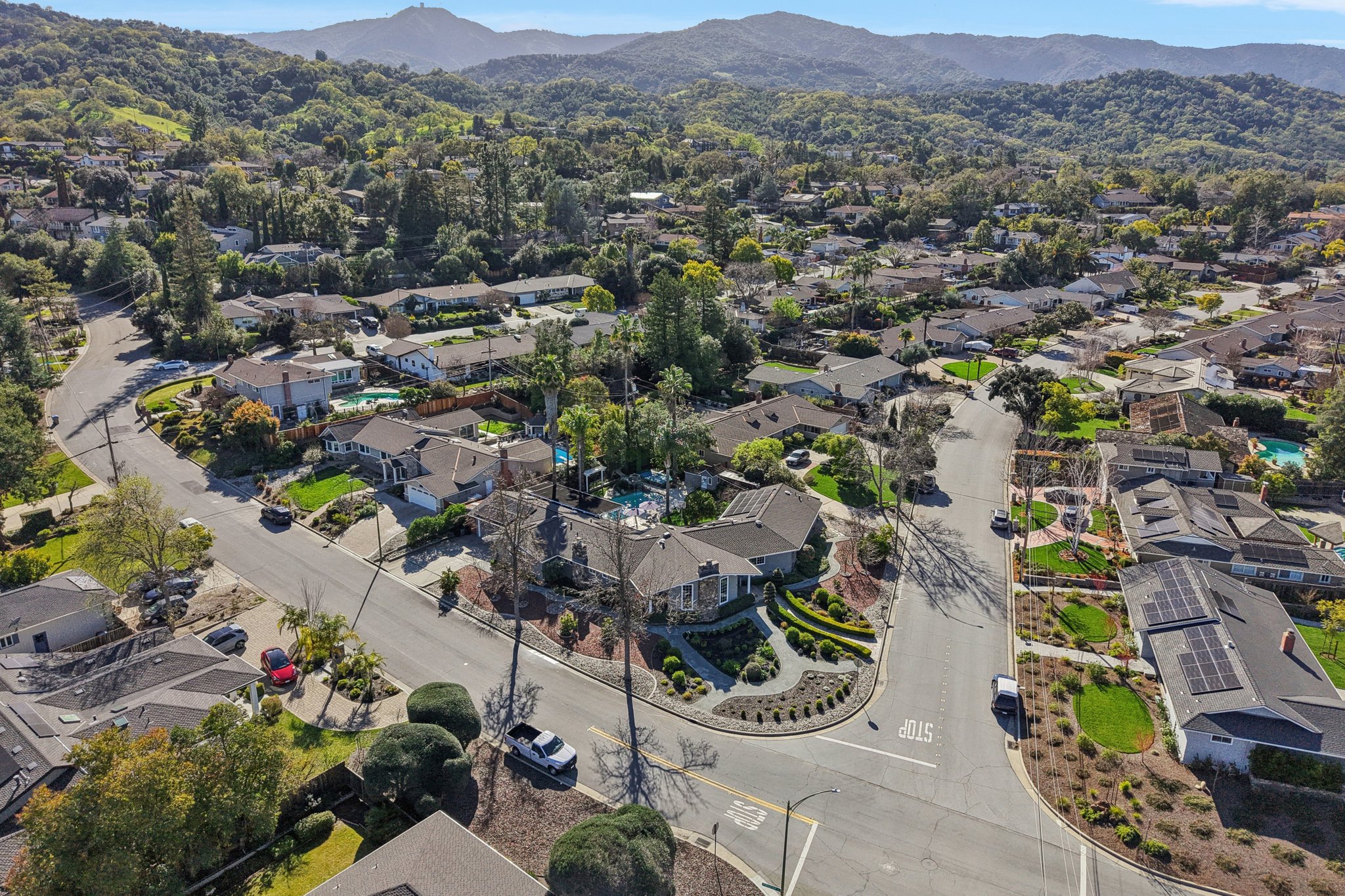 Olive Branch Ln-S2302-074.jpg