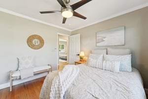 Olive Branch Ln-S2302-038.jpg