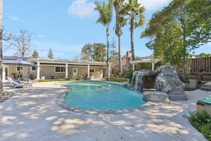 Olive Branch Ln-S2302-066.jpg