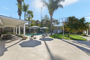 Olive Branch Ln-S2302-068.jpg