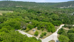  Photo 0