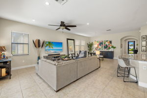 Living Room 3 of 4