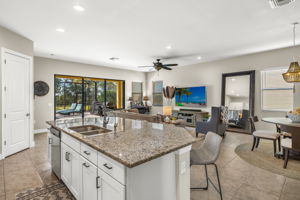 Kitchen 3 of 3
