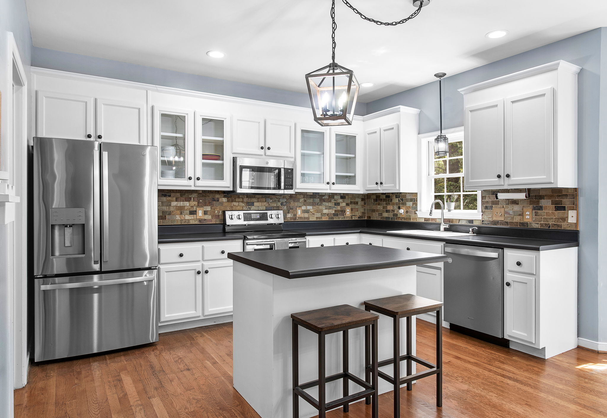 12-Kitchen