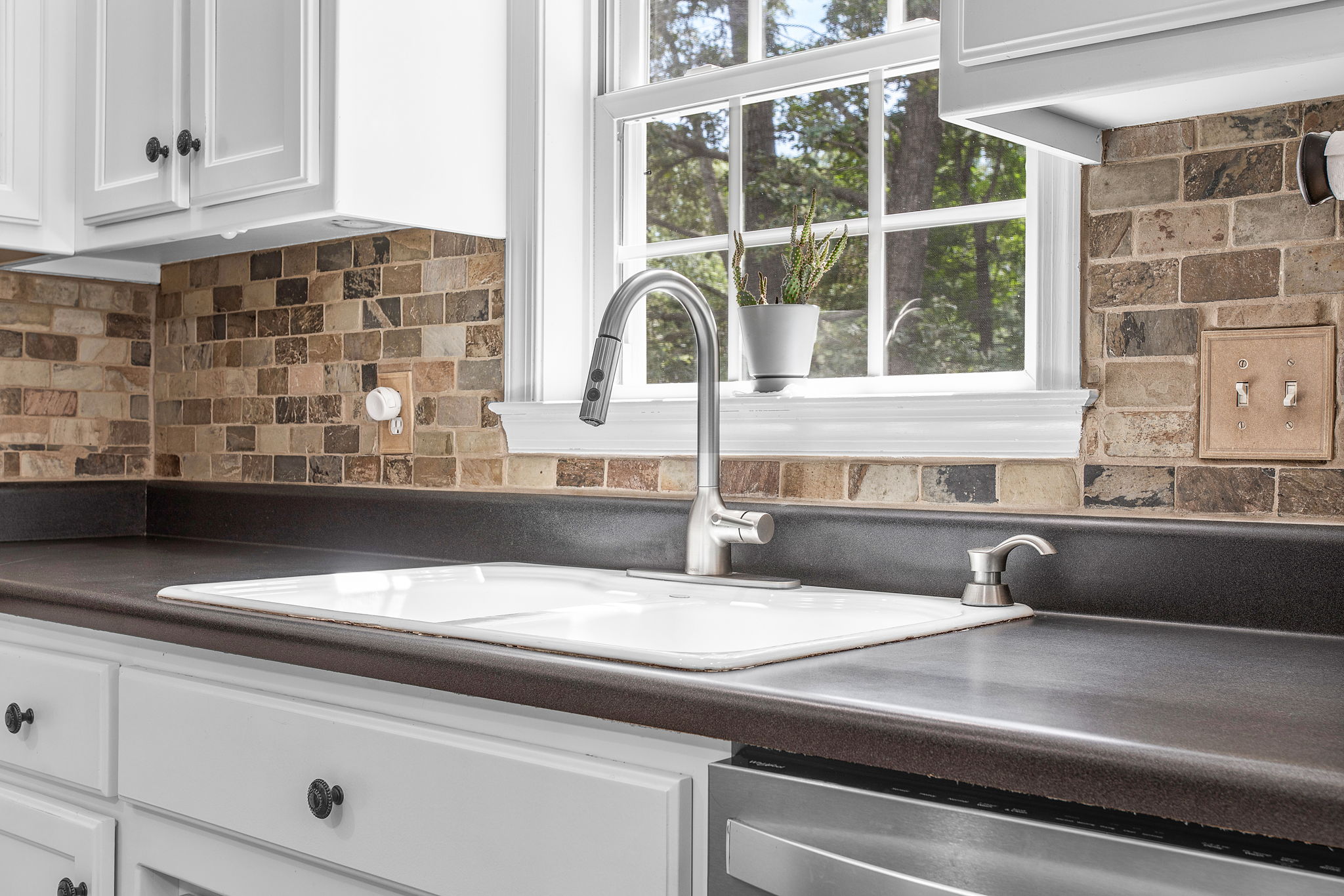 15-Kitchen Sink