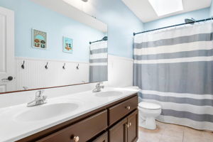 30-Hall Bath