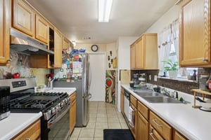 Waller St-S0110-018.jpg