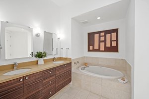 11847 Gorham Avenue PH 407-37.jpg