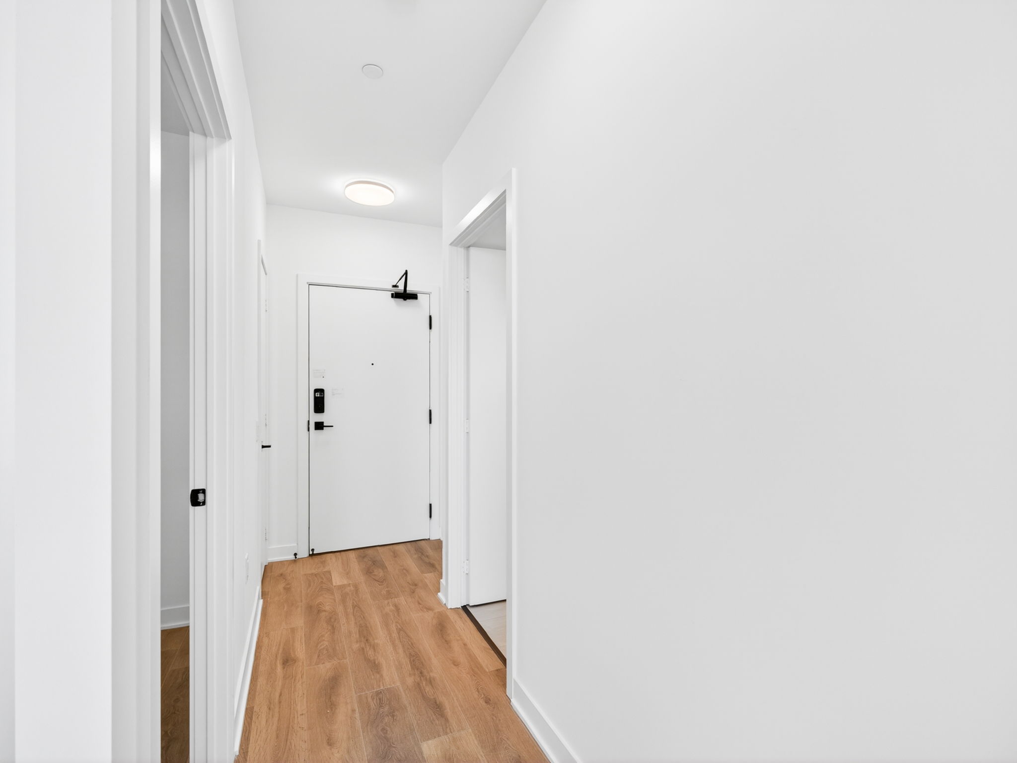 1185 Dupont St 712 Toronto, ON M6H 0G5