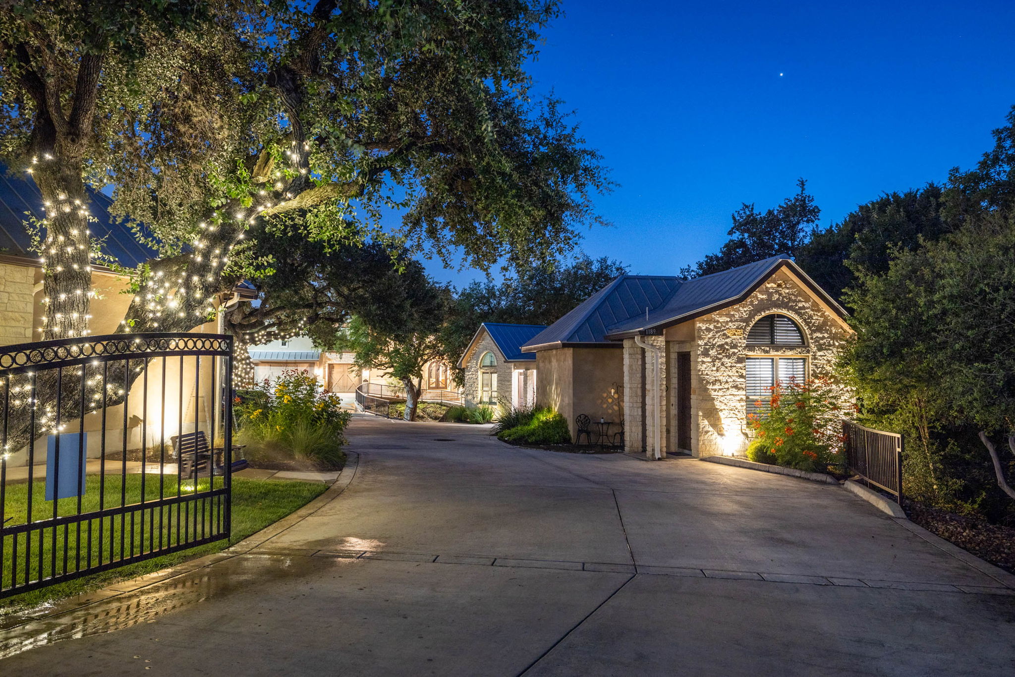 20_1185 Gruene Rd_Kennedy_Fossum Studios