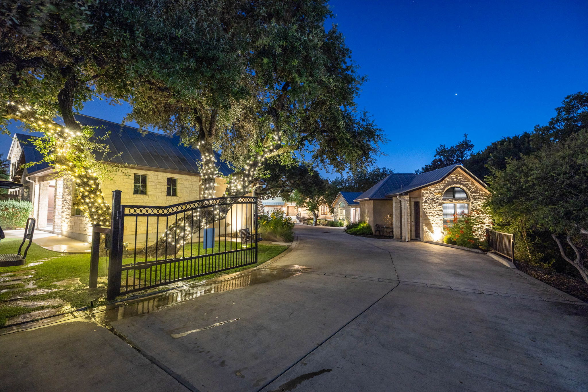 21_1185 Gruene Rd_Kennedy_Fossum Studios