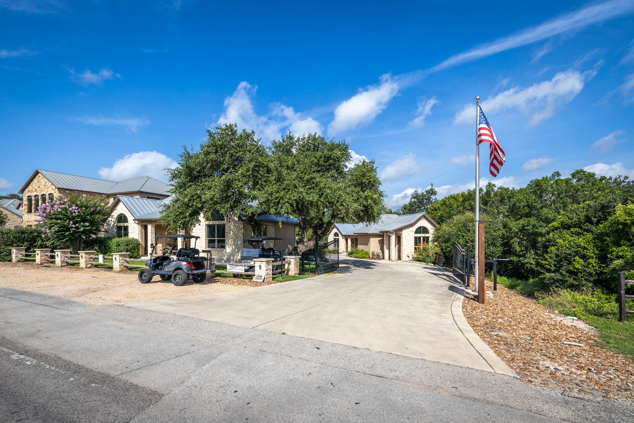 24_1185 Gruene Rd_Kennedy_Fossum Studios