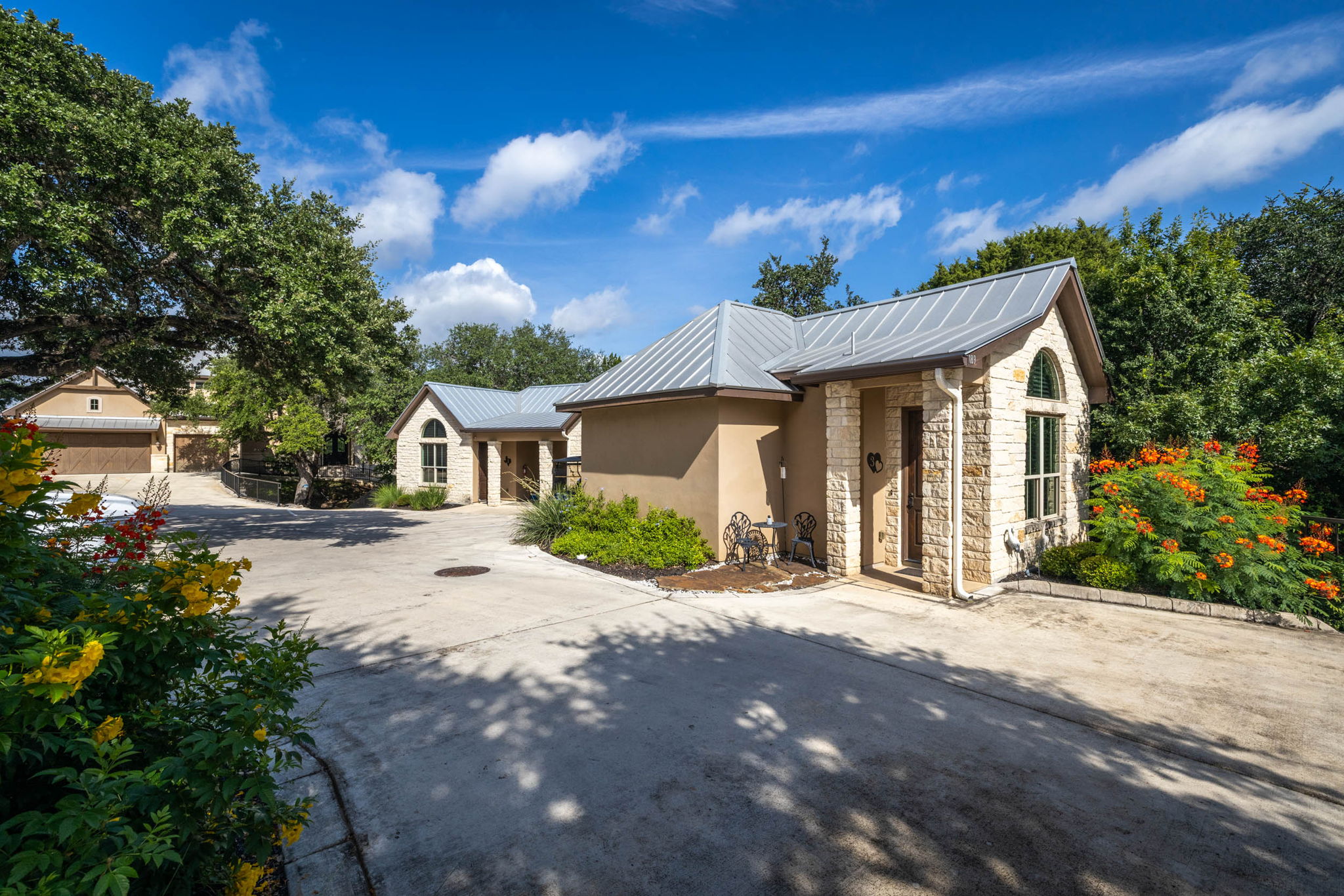 25_1185 Gruene Rd_Kennedy_Fossum Studios