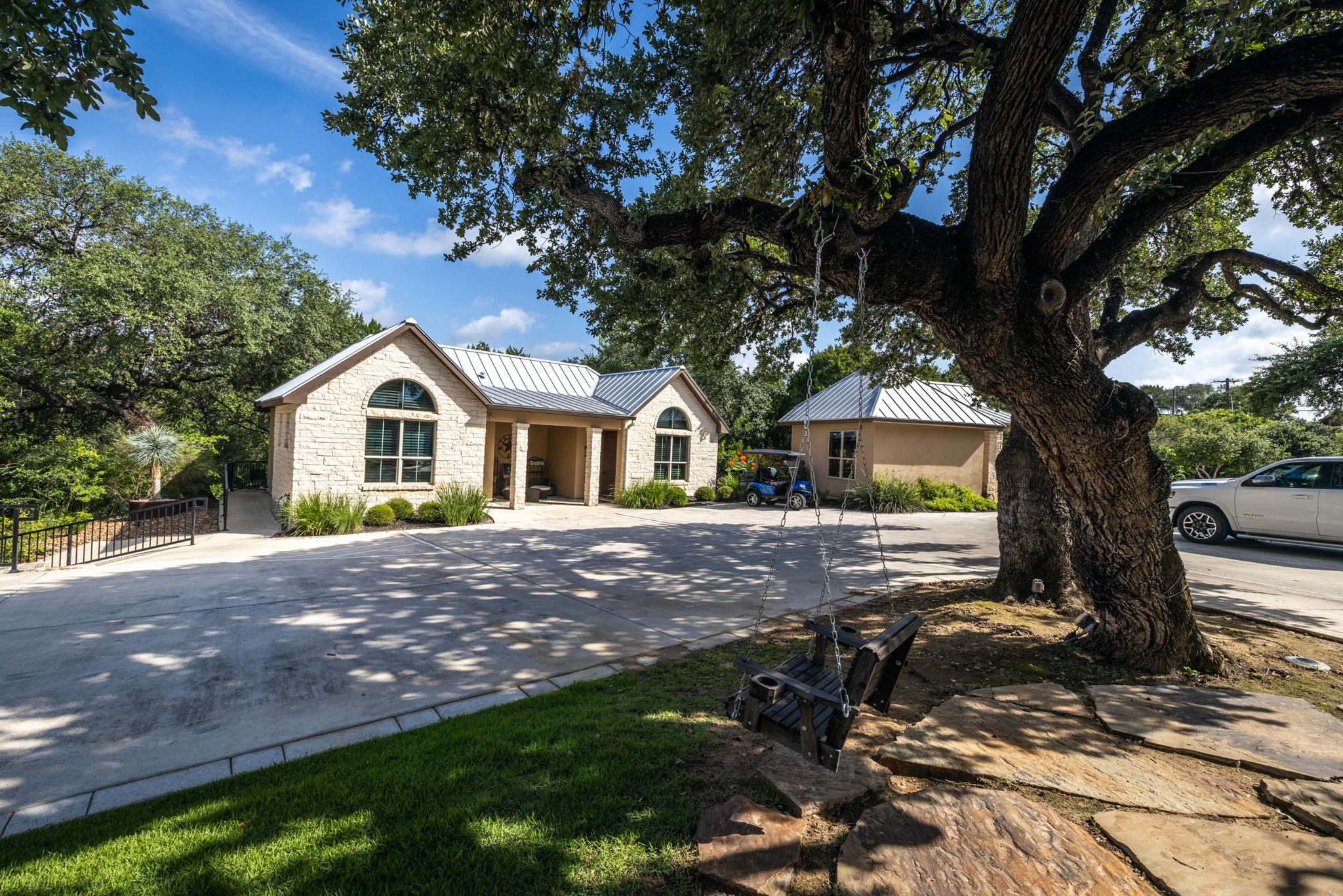 28_1185 Gruene Rd_Kennedy_Fossum Studios