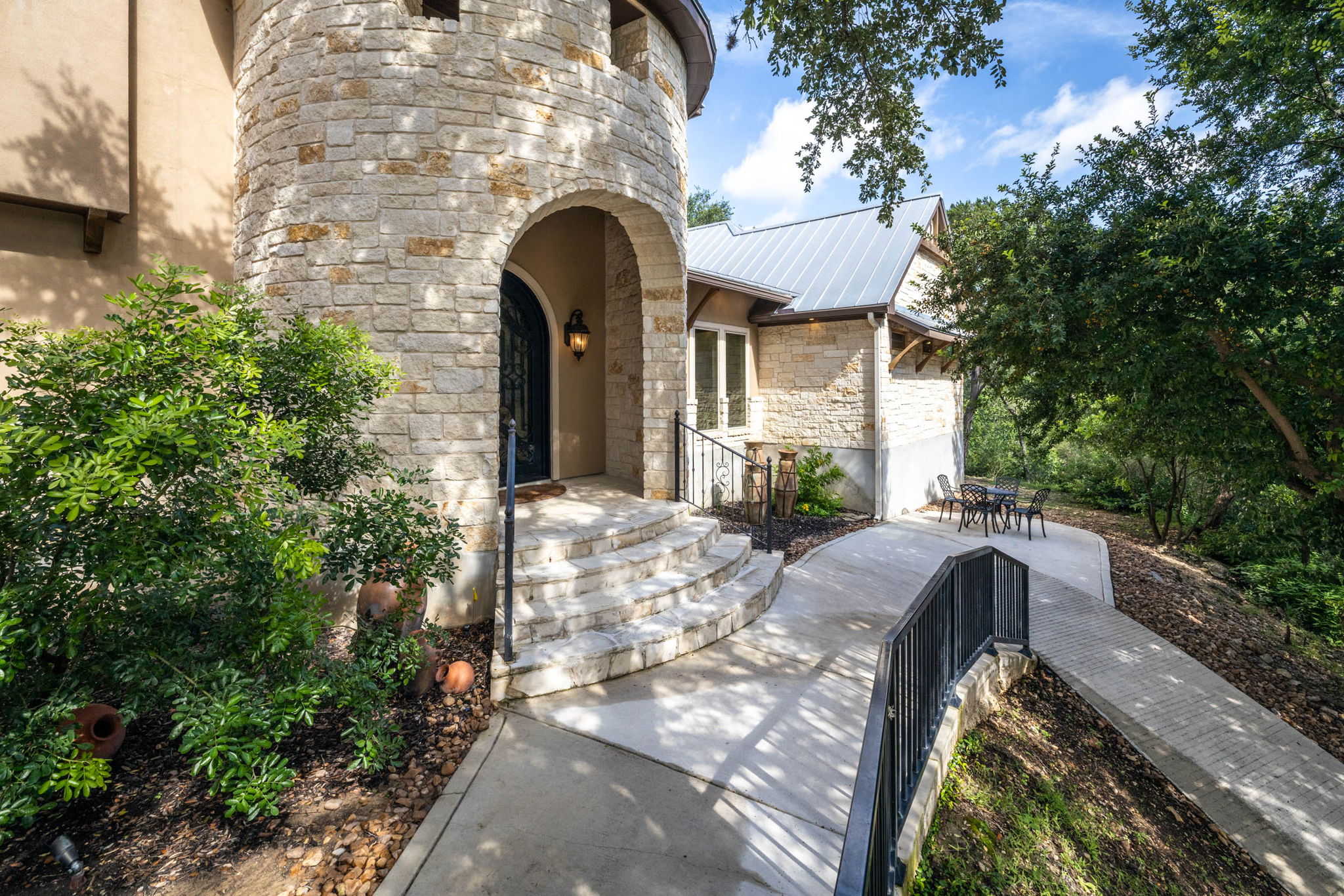 37_1185 Gruene Rd_Kennedy_Fossum Studios